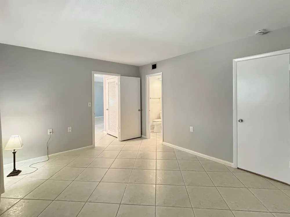 3154 Meridian Way S #6 Palm Beach Gardens, FL 33410