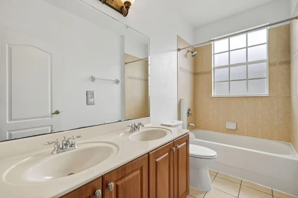 7029 AMBROSIA LANE #606 Naples, FL 34119