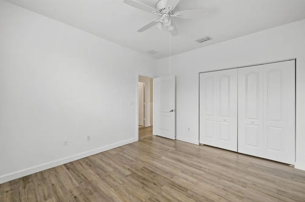7029 AMBROSIA LANE #606 Naples, FL 34119