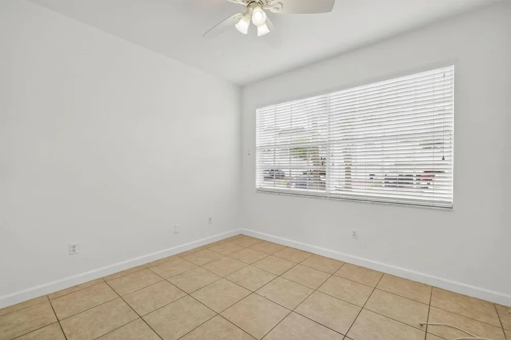 7029 AMBROSIA LANE #606 Naples, FL 34119