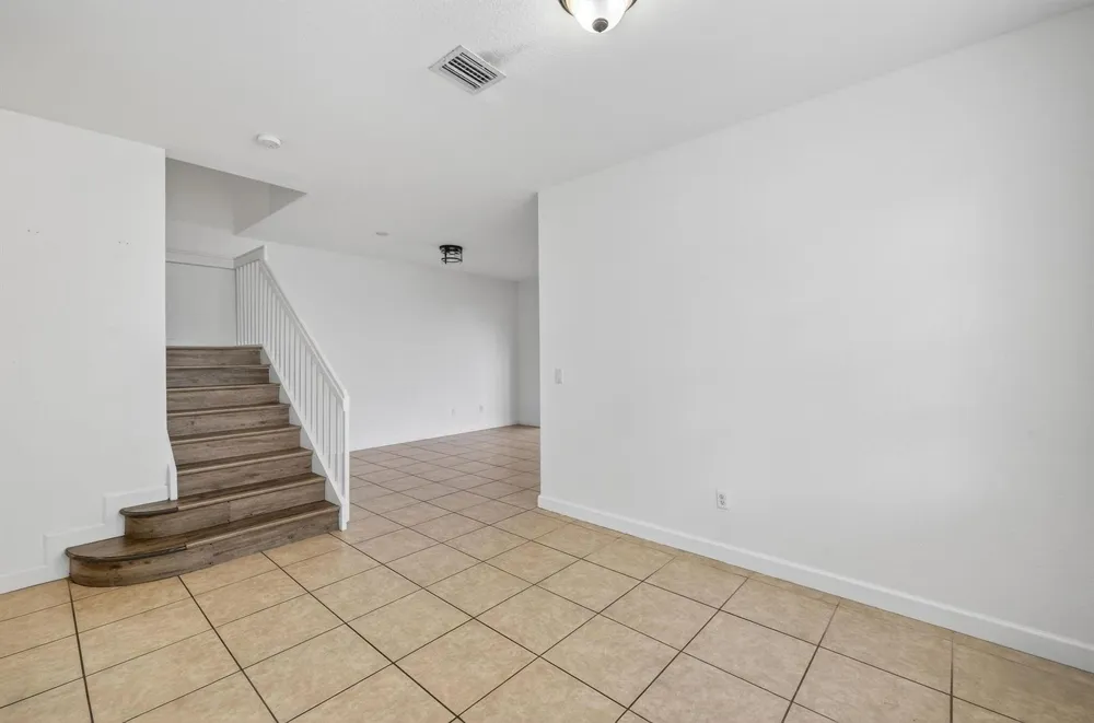 7029 AMBROSIA LANE #606 Naples, FL 34119