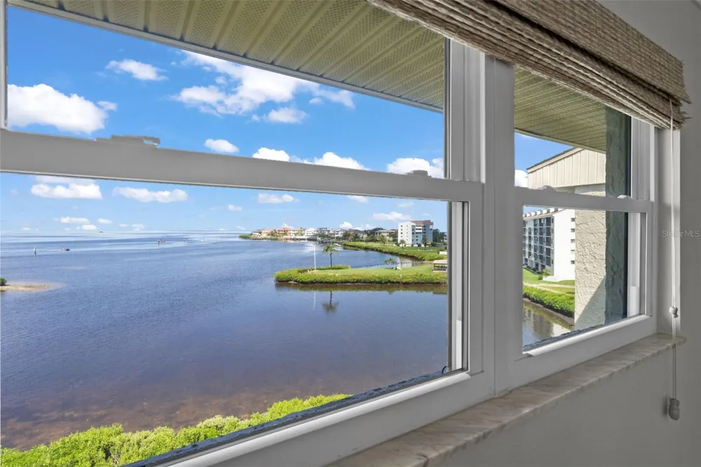 8251 BRENT STREET #941 Port Richey, FL 34668
