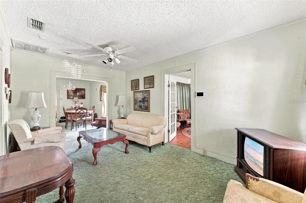 619 E 7TH STREET Sanford, FL 32771