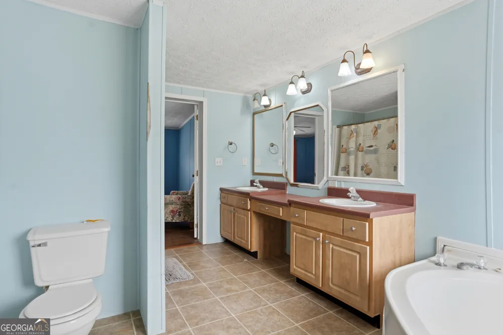 304 Oscar DR Sandersville, GA 31082