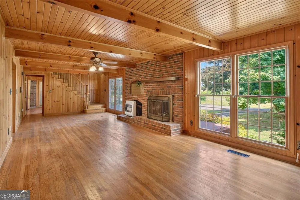 195 River ST Ellijay, GA 30540