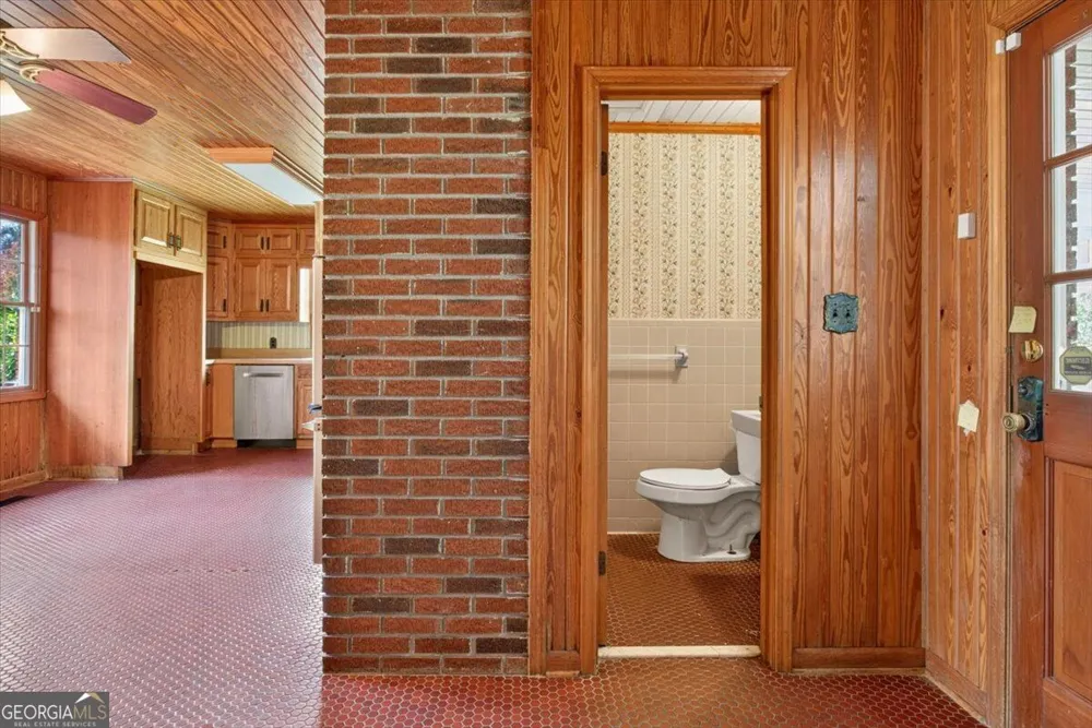 195 River ST Ellijay, GA 30540