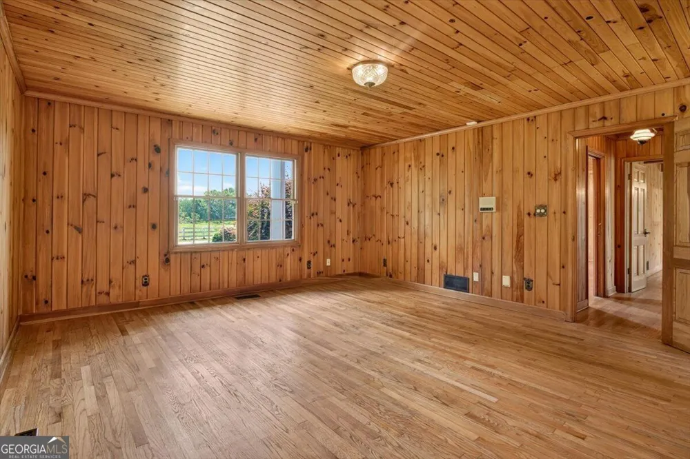 195 River ST Ellijay, GA 30540