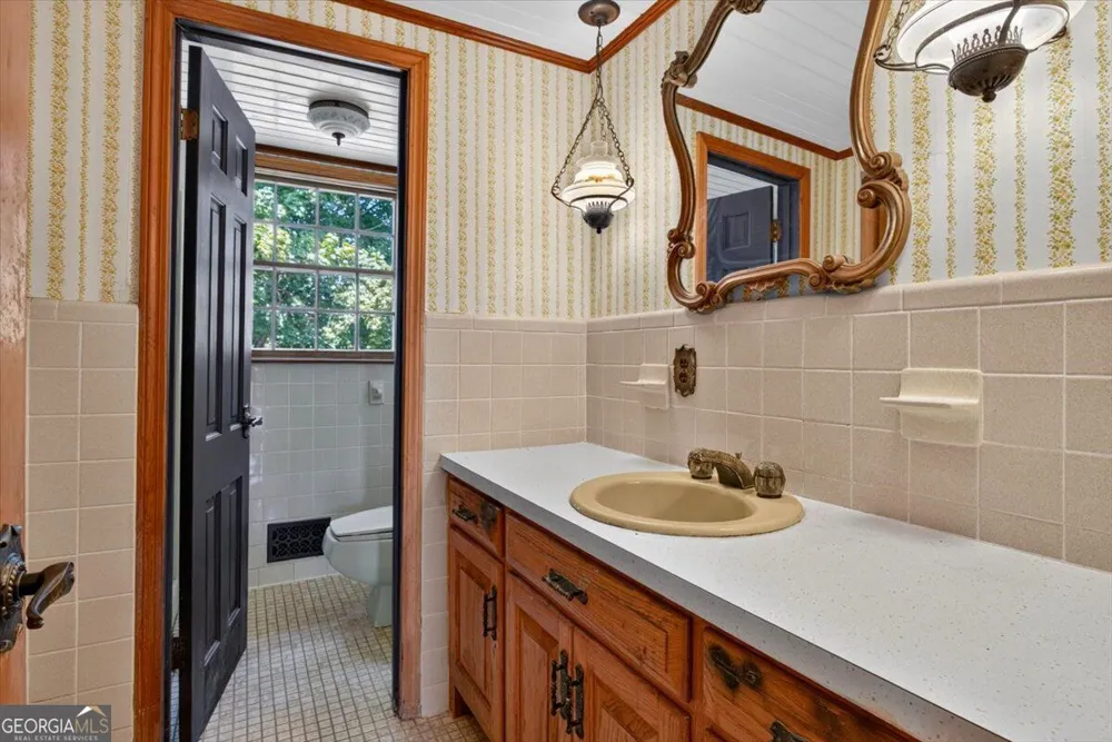 195 River ST Ellijay, GA 30540