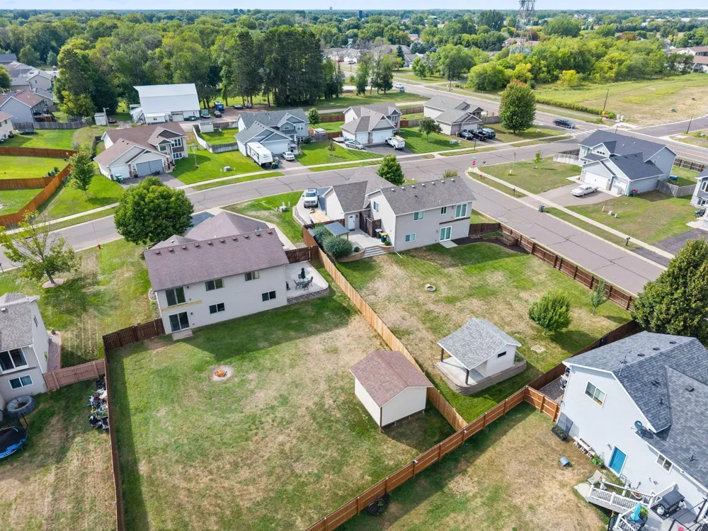 1704 Jefferson Street S Cambridge, MN 55008