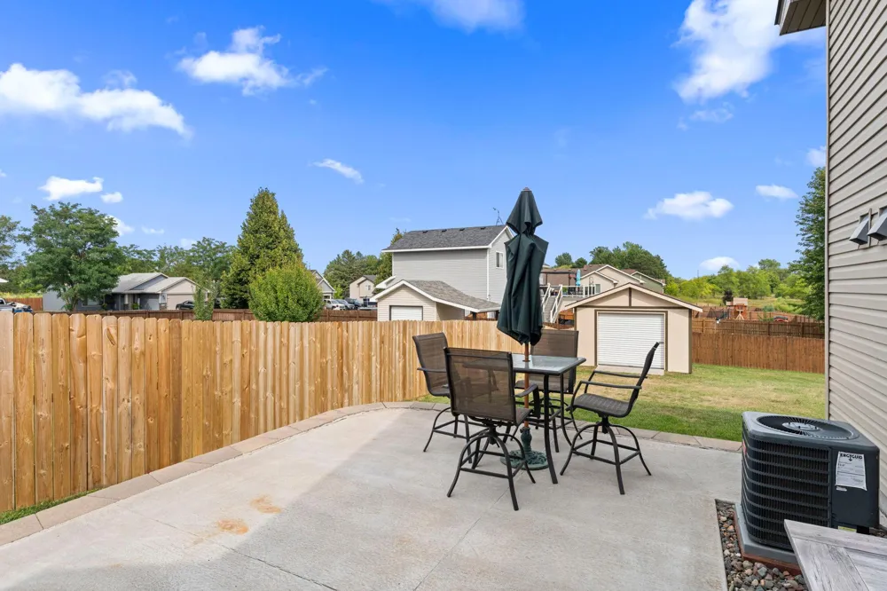 1704 Jefferson Street S Cambridge, MN 55008