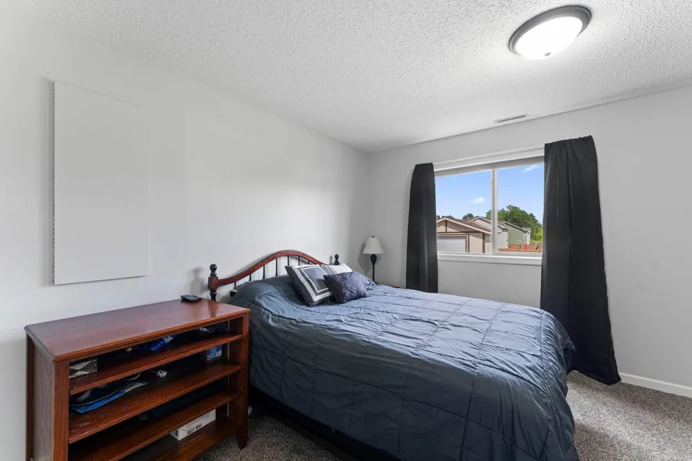 1704 Jefferson Street S Cambridge, MN 55008