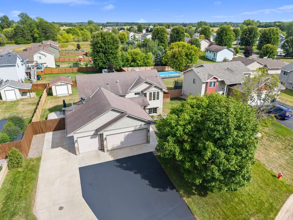 1704 Jefferson Street S Cambridge, MN 55008