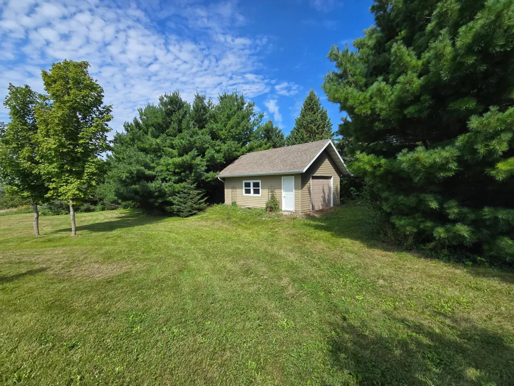 19665 Killdeer Road Preston, MN 55965