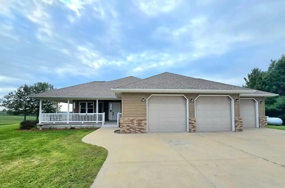 19665 Killdeer Road Preston, MN 55965