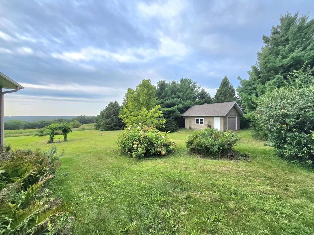 19665 Killdeer Road Preston, MN 55965