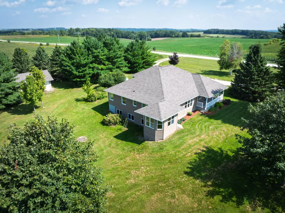19665 Killdeer Road Preston, MN 55965
