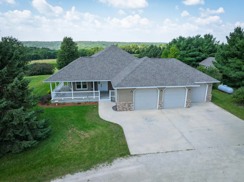 19665 Killdeer Road Preston, MN 55965