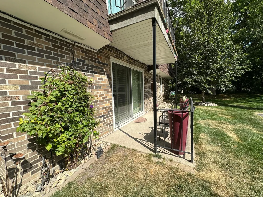 530 6th Avenue W #3 West Fargo, ND 58078