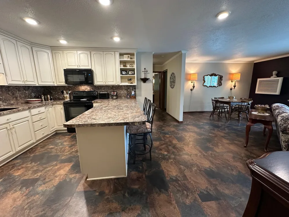 530 6th Avenue W #3 West Fargo, ND 58078