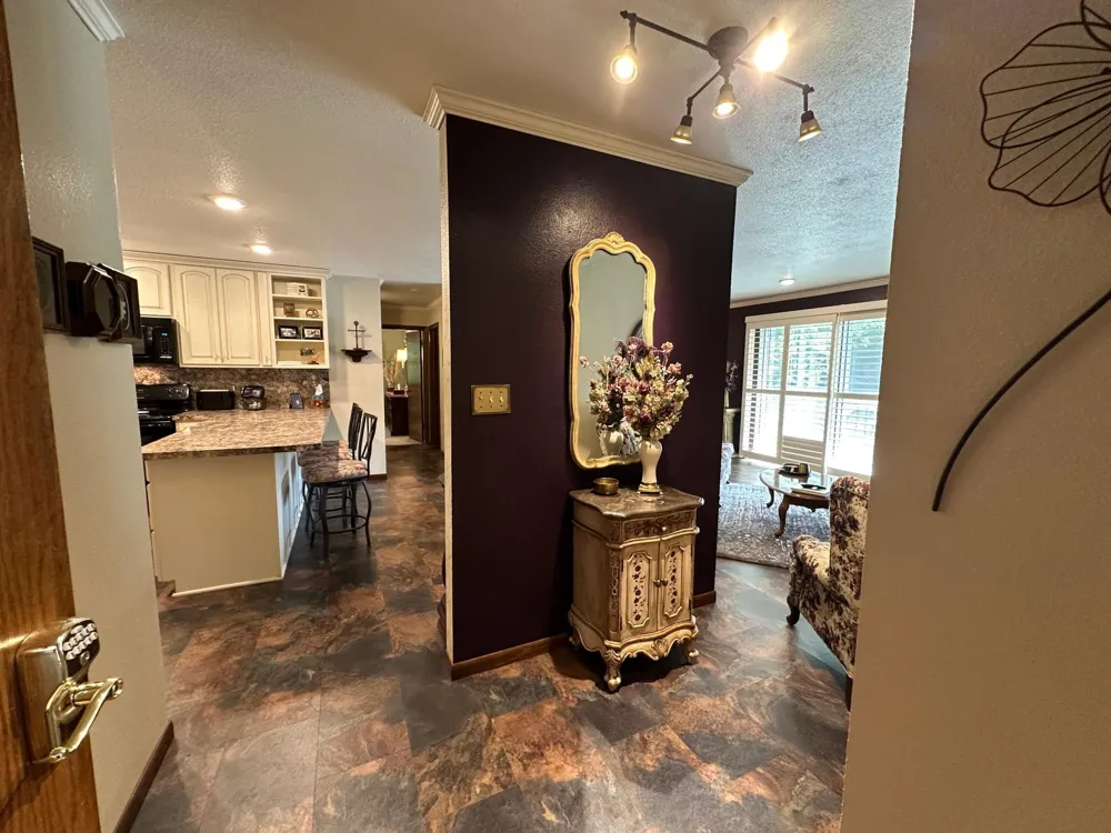 530 6th Avenue W #3 West Fargo, ND 58078