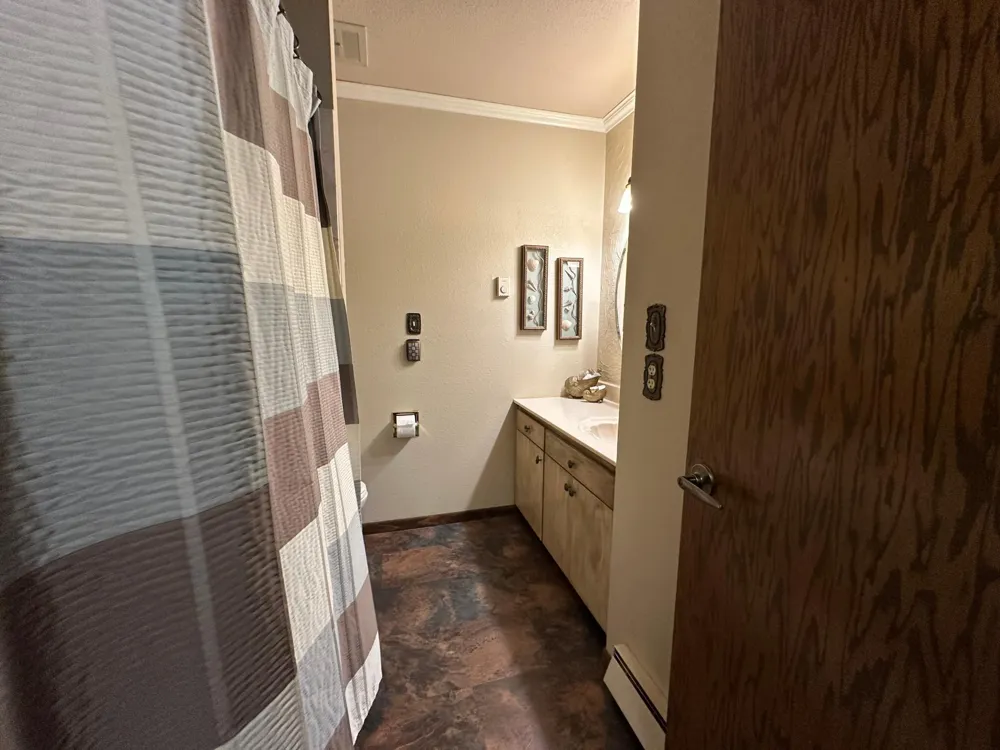 530 6th Avenue W #3 West Fargo, ND 58078