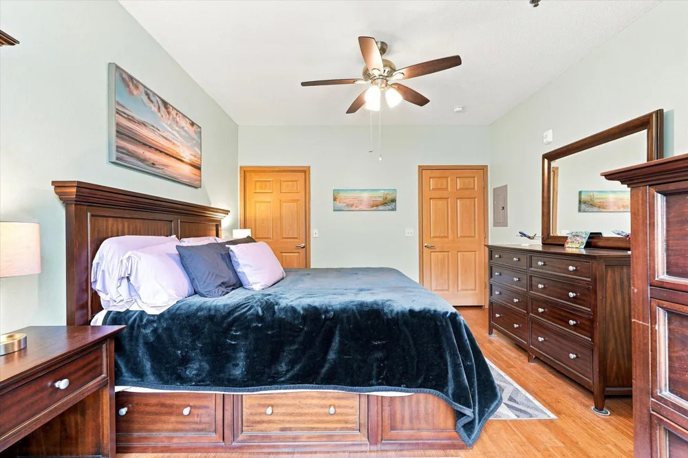 15001 Burnhaven Drive #207 Burnsville, MN 55306