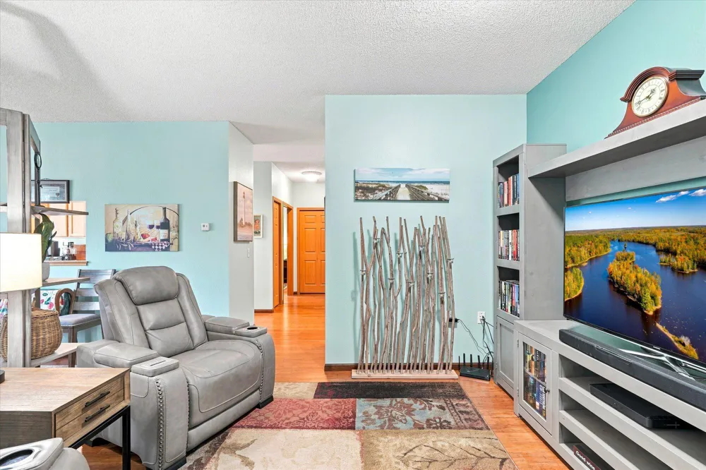 15001 Burnhaven Drive #207 Burnsville, MN 55306