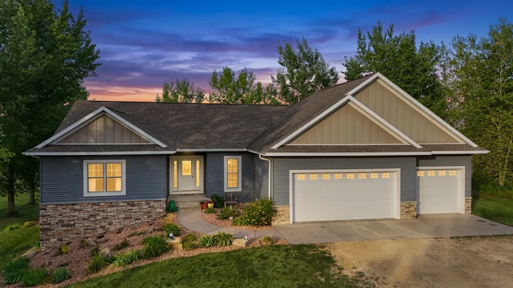 793 157th Street Roberts, WI 54023