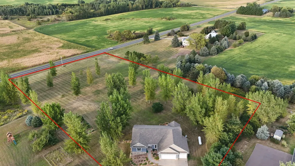 793 157th Street Roberts, WI 54023
