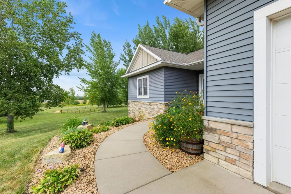 793 157th Street Roberts, WI 54023