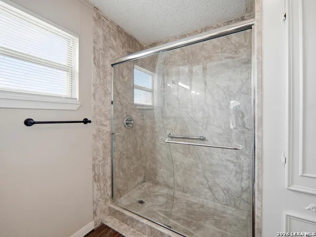 305 TOEPPERWEIN RD Converse, TX 78109