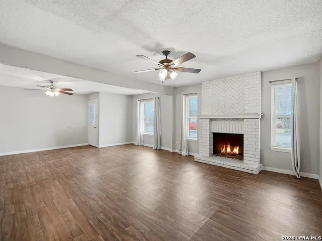 305 TOEPPERWEIN RD Converse, TX 78109