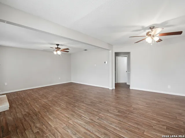 305 TOEPPERWEIN RD Converse, TX 78109