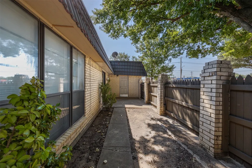 5217 Cordova Avenue Fort Worth, TX 76132