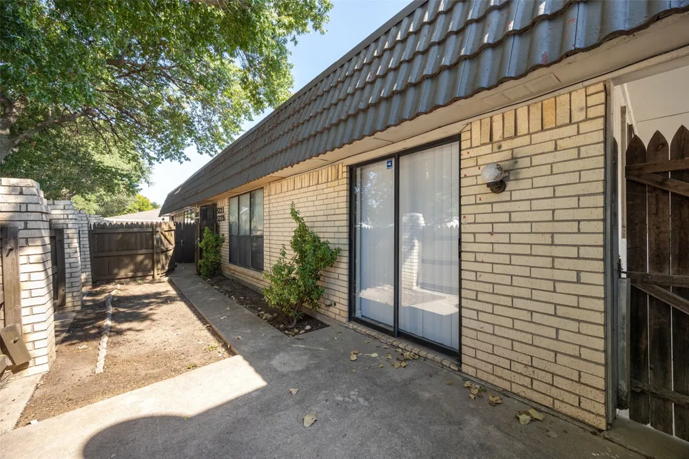 5217 Cordova Avenue Fort Worth, TX 76132