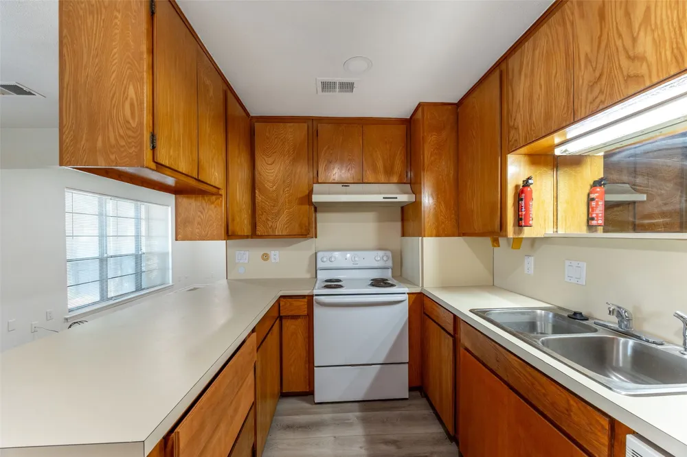 5217 Cordova Avenue Fort Worth, TX 76132