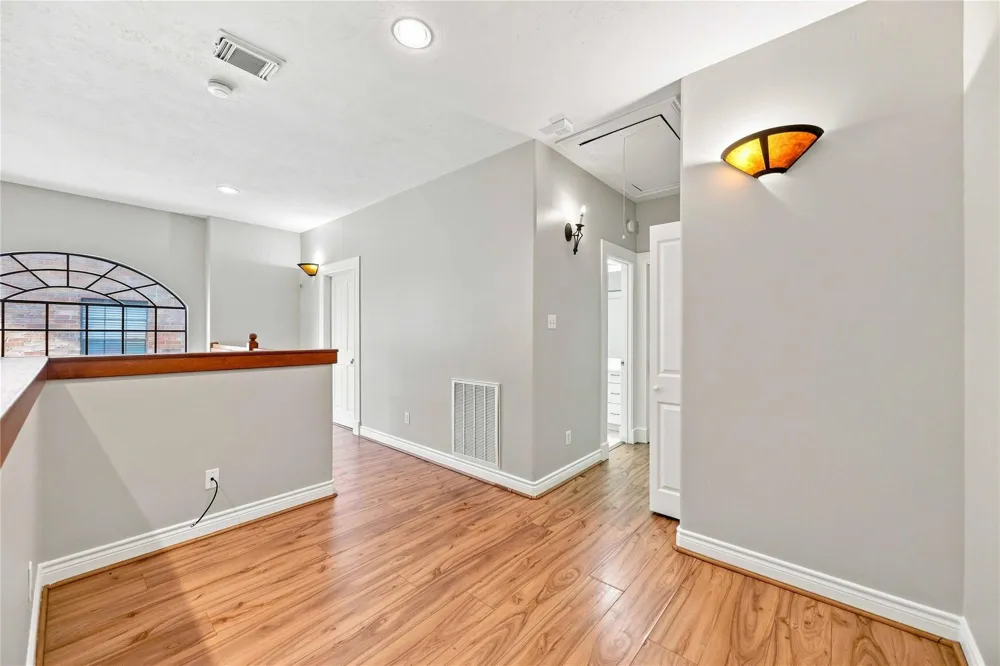 5214 Gibson Street Houston, TX 77007