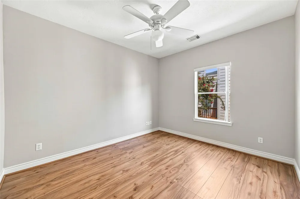 5214 Gibson Street Houston, TX 77007