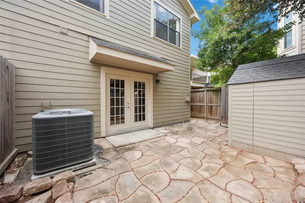 5214 Gibson Street Houston, TX 77007