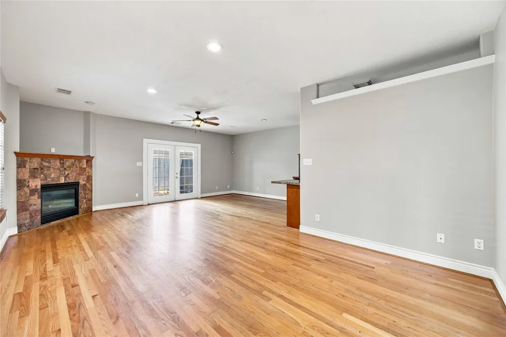 5214 Gibson Street Houston, TX 77007