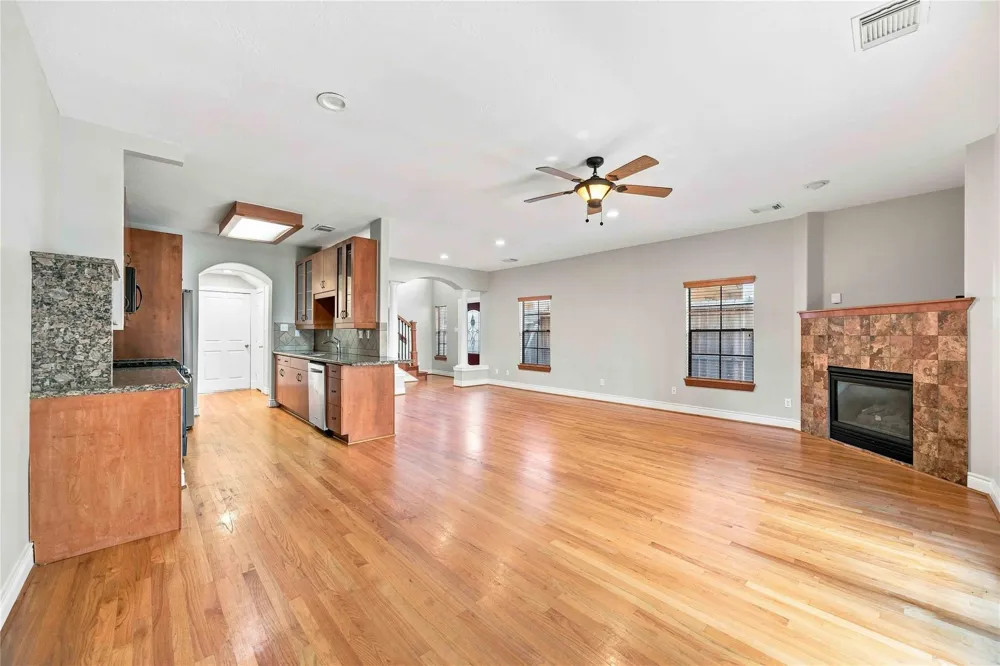 5214 Gibson Street Houston, TX 77007