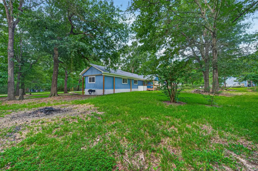 127 Pine Wood Trinity, TX 75862