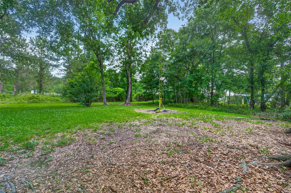 127 Pine Wood Trinity, TX 75862
