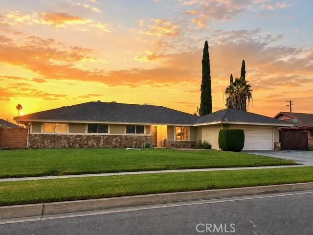 1570 Pine Rialto, CA 92376