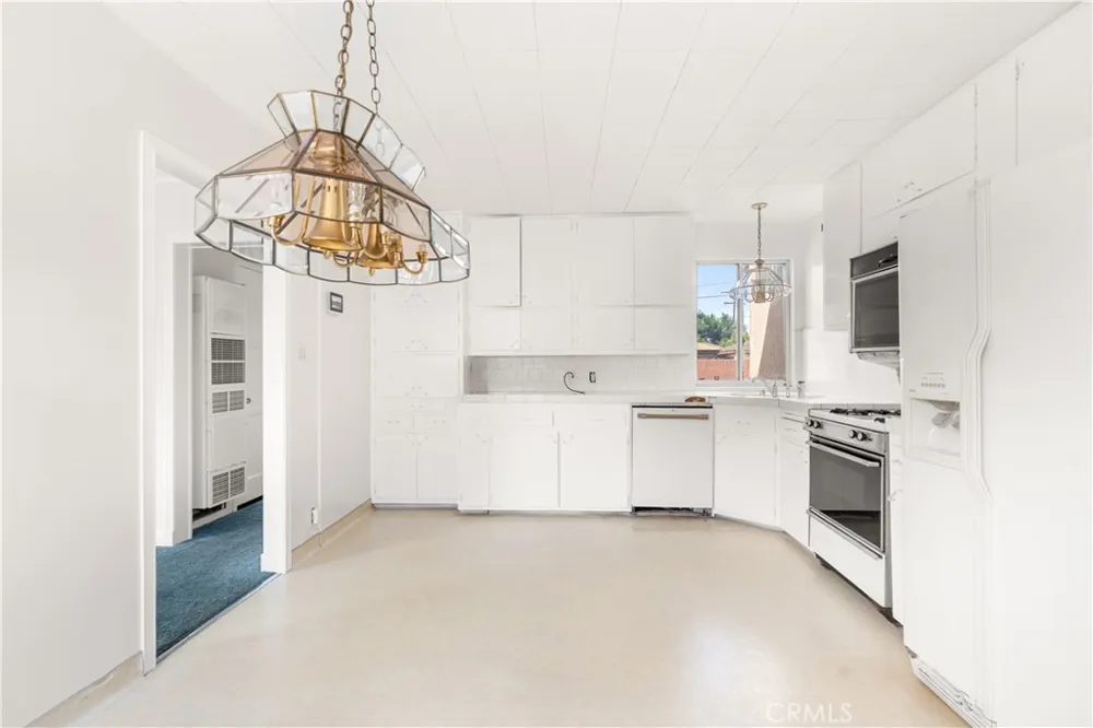 15616 Cerise Avenue Gardena, CA 90249