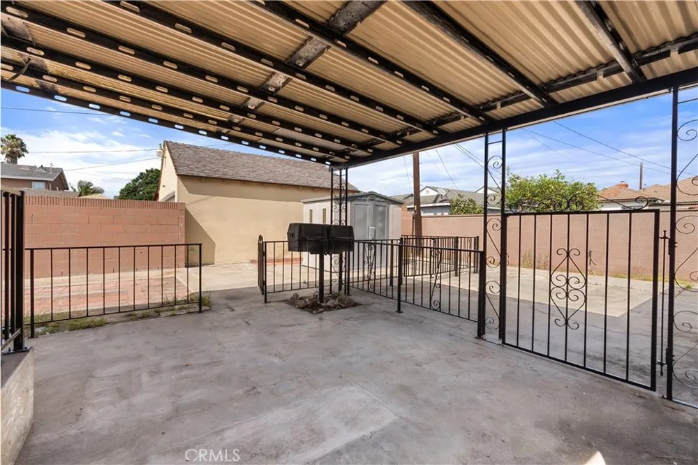 15616 Cerise Avenue Gardena, CA 90249