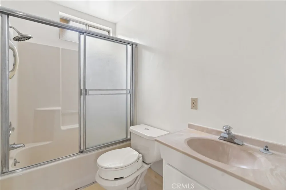 15616 Cerise Avenue Gardena, CA 90249