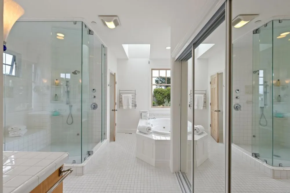 2 Alameda Avenue Half Moon Bay, CA 94019