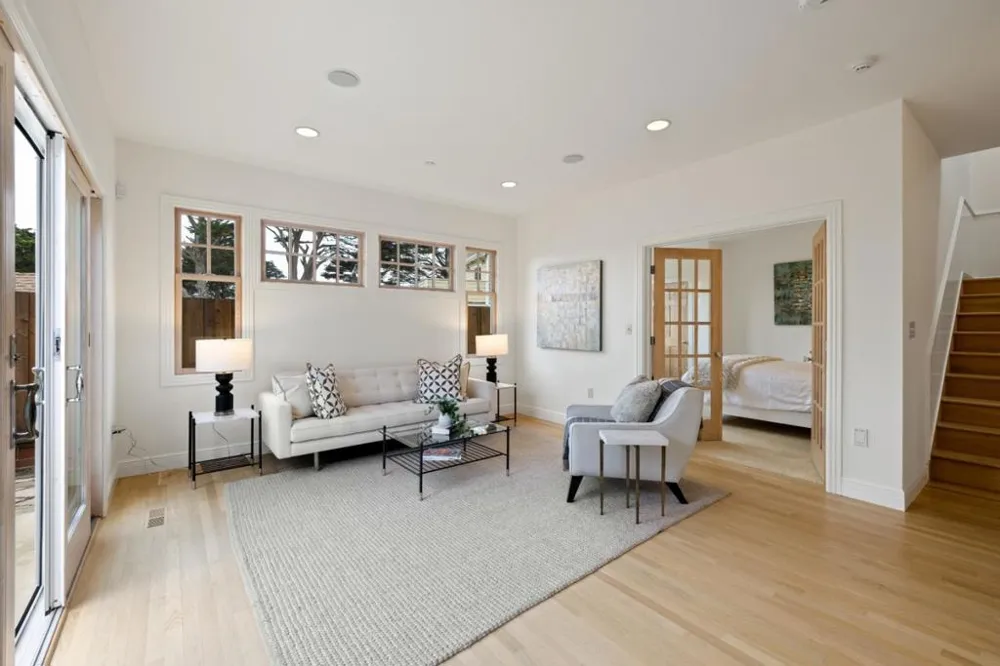 2 Alameda Avenue Half Moon Bay, CA 94019
