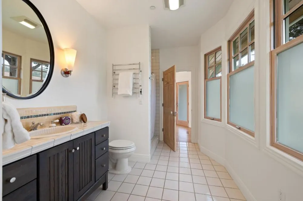 2 Alameda Avenue Half Moon Bay, CA 94019